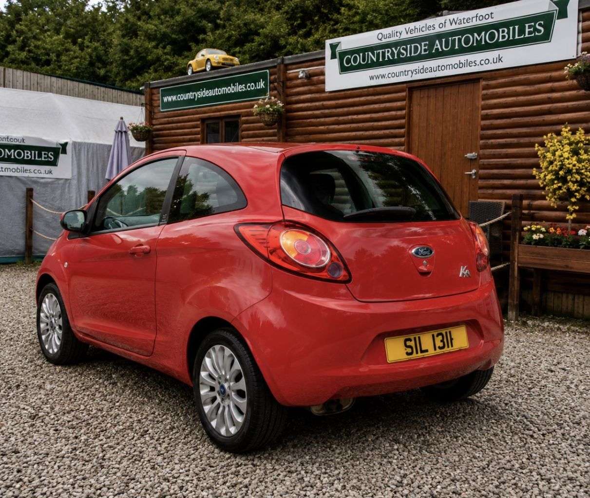 A 2012 FORD KA 1.2 Zetec Hatchback 3dr Petrol Manual Euro 5 (s/s) (69 ps) FRESH SERVICE & A 2012 FORD KA 1.2 Zetec Hatchback 3dr Petrol Manual Euro 5 (s/s) (69 ps) FRESH SERVICE &