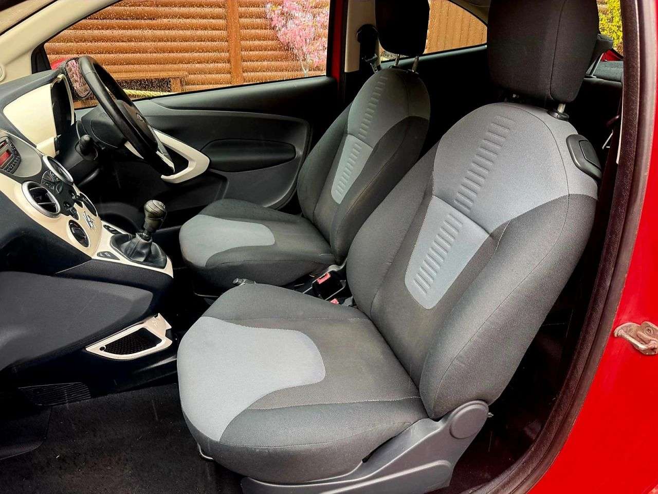 2012 FORD KA 2012 FORD KA