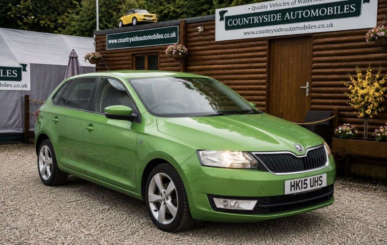 A 2015 SKODA RAPID SPACEBACK 1.2 TSI SE Tech Hatchback 5dr Petrol Manual Euro 5 (105 ps) PRACTICAL, SPAC A 2015 SKODA RAPID SPACEBACK 1.2 TSI SE Tech Hatchback 5dr Petrol Manual Euro 5 (105 ps) PRACTICAL, SPAC