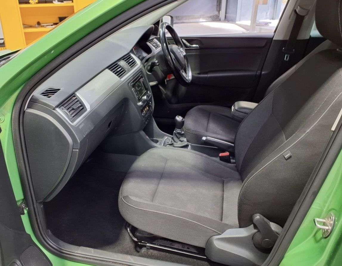 2015 SKODA RAPID SPACEBACK 2015 SKODA RAPID SPACEBACK