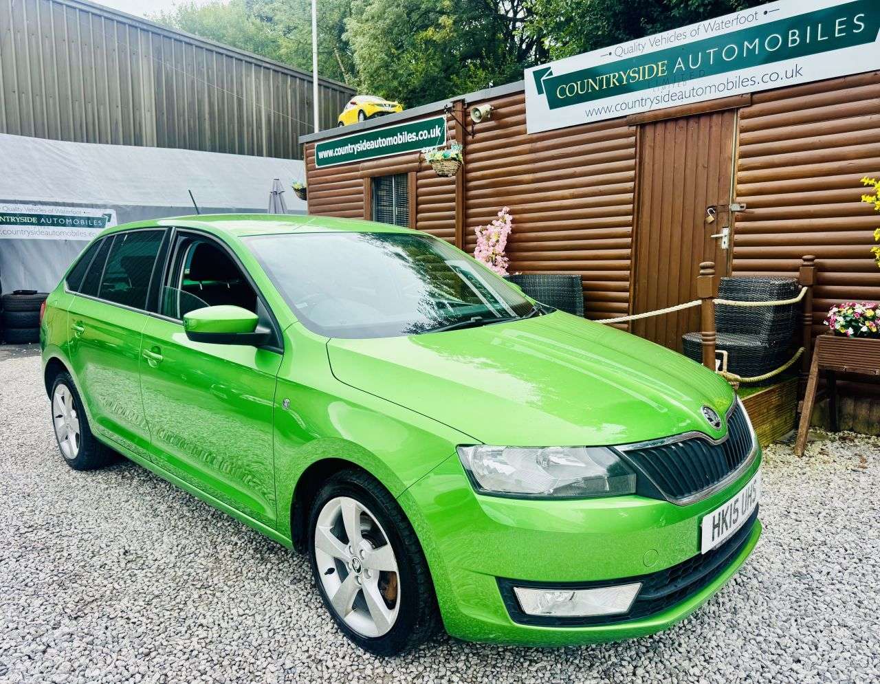 A 2015 SKODA RAPID SPACEBACK 1.2 TSI SE Tech Hatchback 5dr Petrol Manual Euro 5 (105 ps) NAV | 18M WARRA A 2015 SKODA RAPID SPACEBACK 1.2 TSI SE Tech Hatchback 5dr Petrol Manual Euro 5 (105 ps) NAV | 18M WARRA