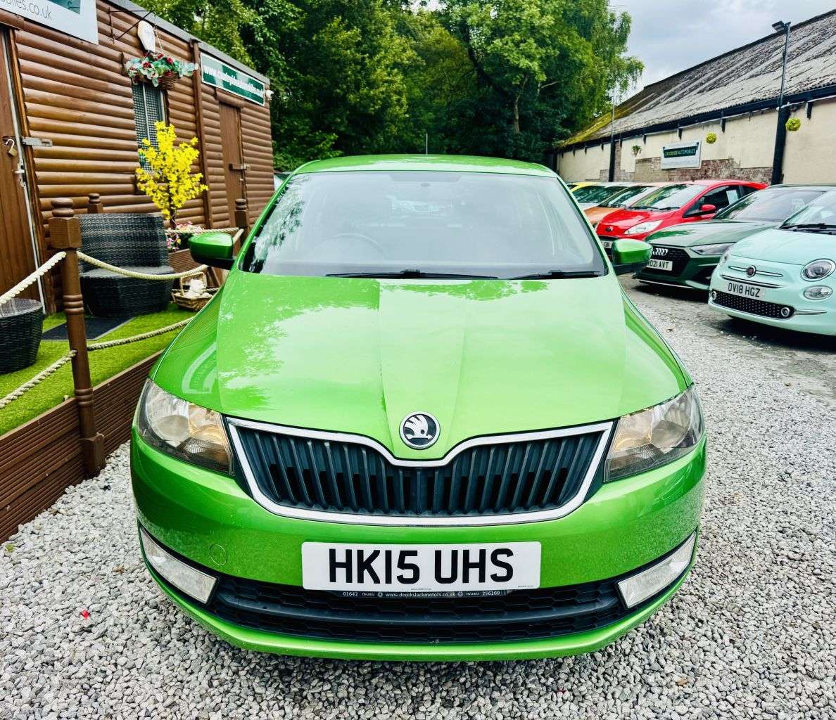 A 2015 SKODA RAPID SPACEBACK 1.2 TSI SE Tech Hatchback 5dr Petrol Manual Euro 5 (105 ps) NAV | 18M WARRA A 2015 SKODA RAPID SPACEBACK 1.2 TSI SE Tech Hatchback 5dr Petrol Manual Euro 5 (105 ps) NAV | 18M WARRA