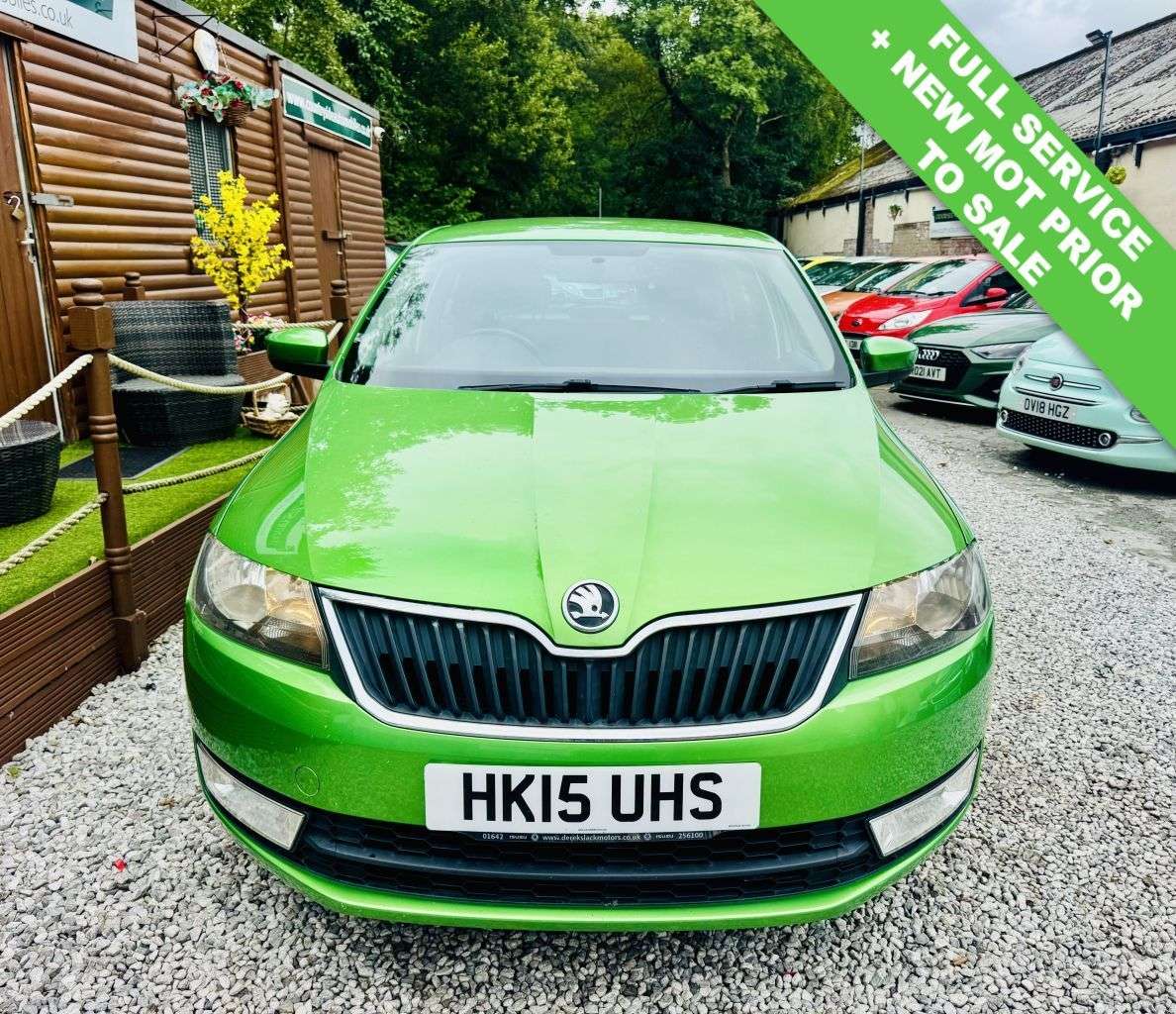 A 2015 SKODA RAPID SPACEBACK 1.2 TSI SE Tech Hatchback 5dr Petrol Manual Euro 5 (105 ps) NAV | 18M WARRA A 2015 SKODA RAPID SPACEBACK 1.2 TSI SE Tech Hatchback 5dr Petrol Manual Euro 5 (105 ps) NAV | 18M WARRA