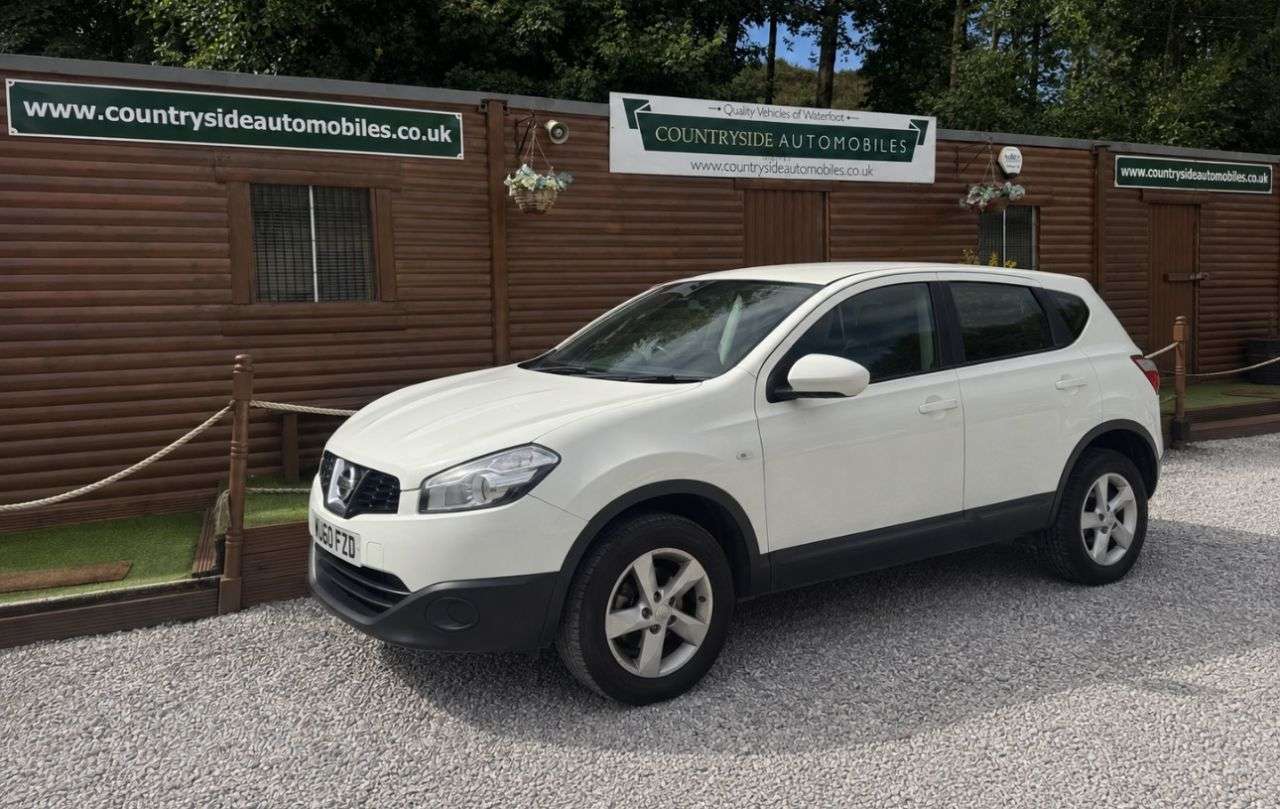 A 2011 NISSAN QASHQAI+2 1.6 Visia SUV 5dr Petrol Manual 2WD Euro 5 (s/s) (117 ps) 7 SEATS # CAT S M A 2011 NISSAN QASHQAI+2 1.6 Visia SUV 5dr Petrol Manual 2WD Euro 5 (s/s) (117 ps) 7 SEATS # CAT S M