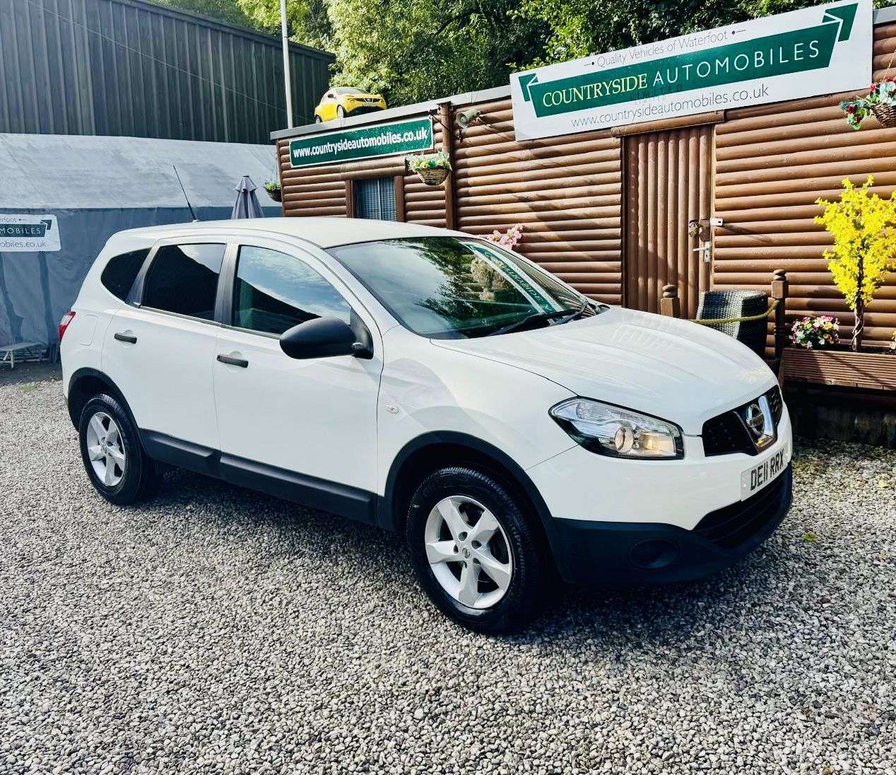 A 2011 NISSAN QASHQAI+2 1.6 Visia SUV 5dr Petrol Manual 2WD Euro 5 (s/s) (117 ps) 3PC CLUTCH • A 2011 NISSAN QASHQAI+2 1.6 Visia SUV 5dr Petrol Manual 2WD Euro 5 (s/s) (117 ps) 3PC CLUTCH •