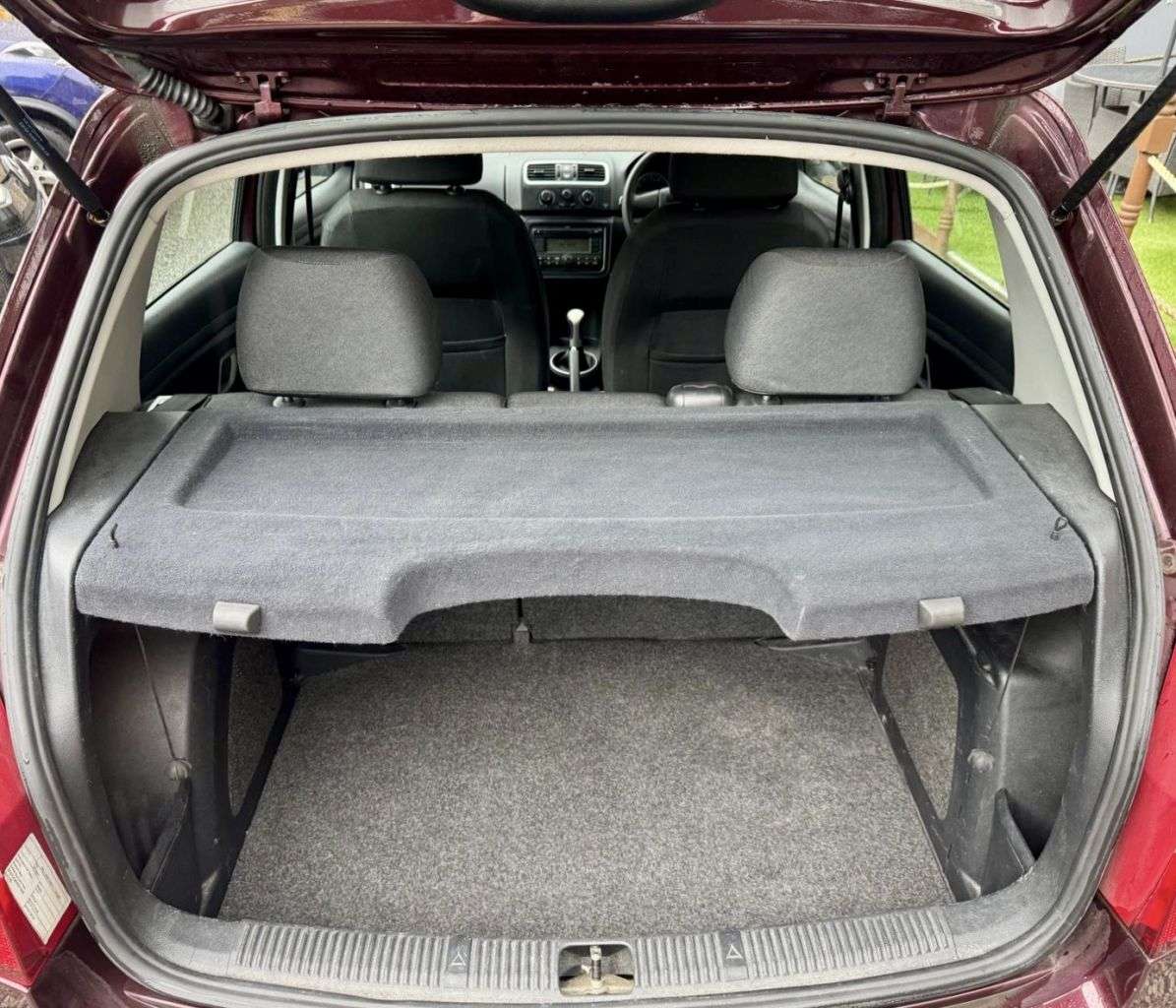 2009 SKODA FABIA 2009 SKODA FABIA