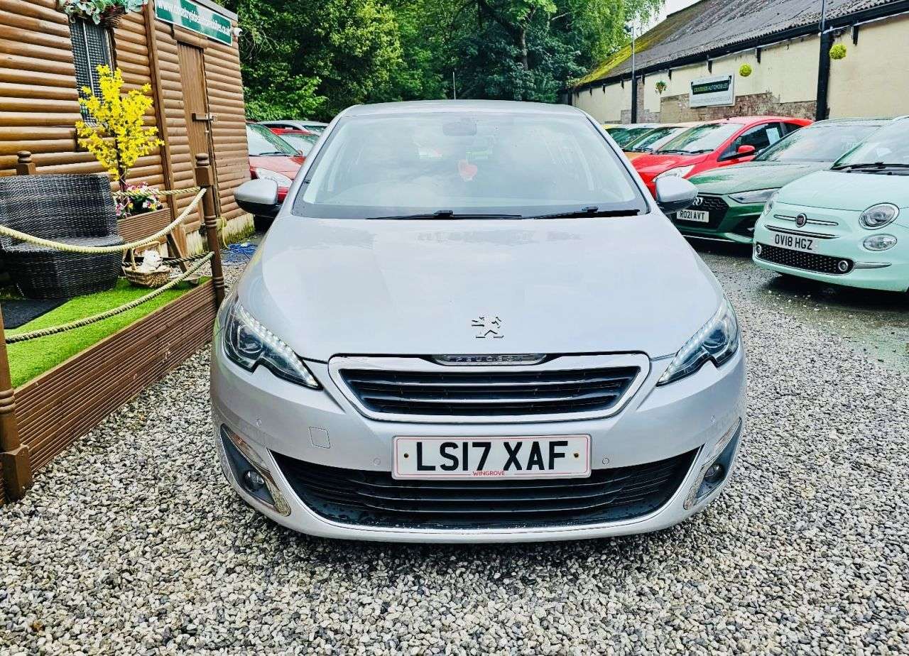 A 2017 PEUGEOT 308 1.6 BlueHDi Allure Hatchback 5dr Diesel Manual Euro 6 (s/s) (120 ps) FULL L A 2017 PEUGEOT 308 1.6 BlueHDi Allure Hatchback 5dr Diesel Manual Euro 6 (s/s) (120 ps) FULL L