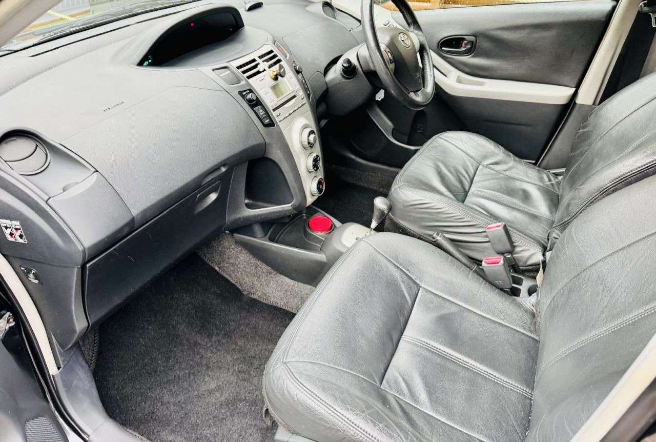 2006 TOYOTA YARIS 2006 TOYOTA YARIS