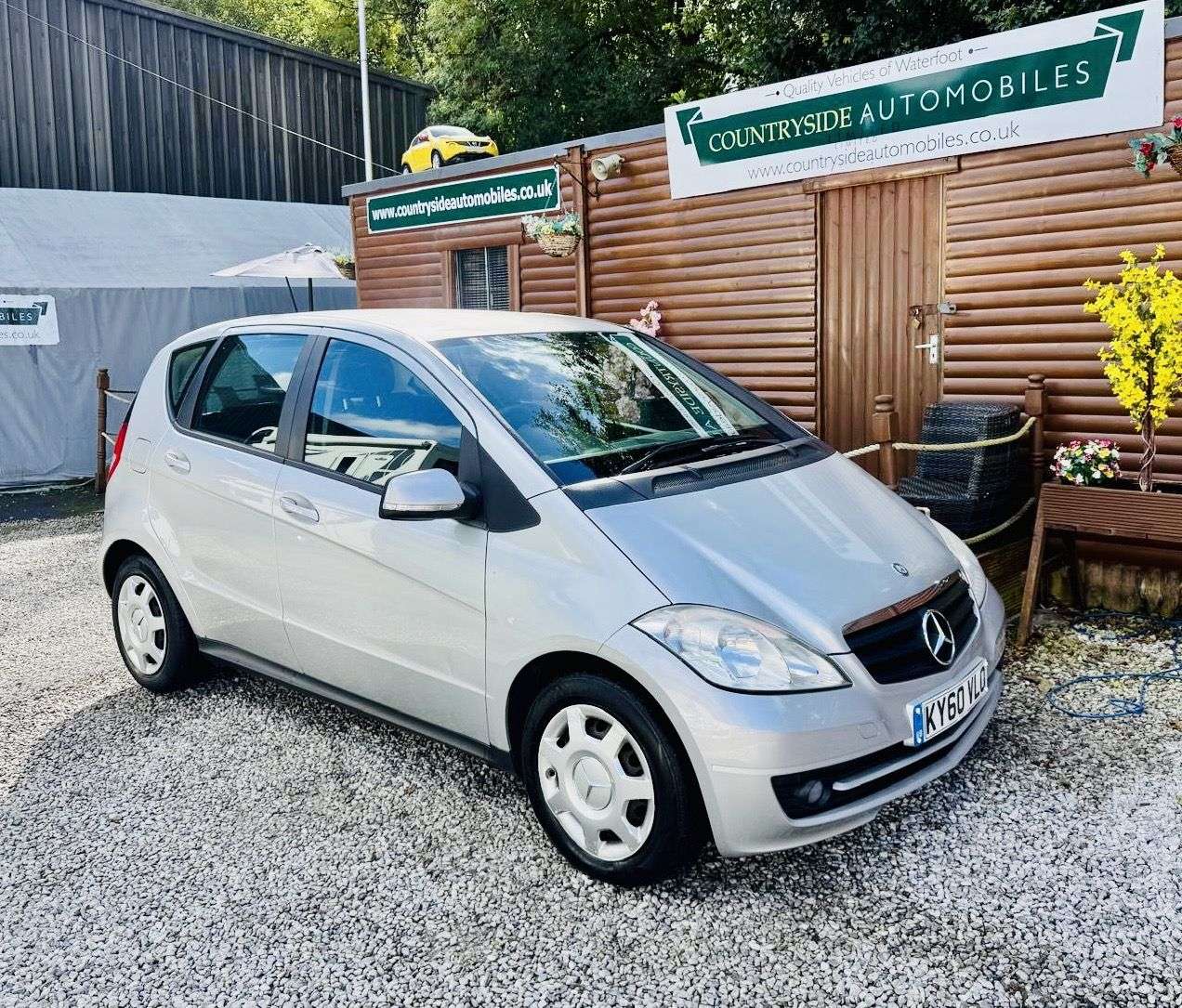 A 2010 MERCEDES-BENZ A CLASS 2.0 A180 CDI Classic SE Hatchback 5dr Diesel Manual (134 g/km, 109 bhp) ONL A 2010 MERCEDES-BENZ A CLASS 2.0 A180 CDI Classic SE Hatchback 5dr Diesel Manual (134 g/km, 109 bhp) ONL