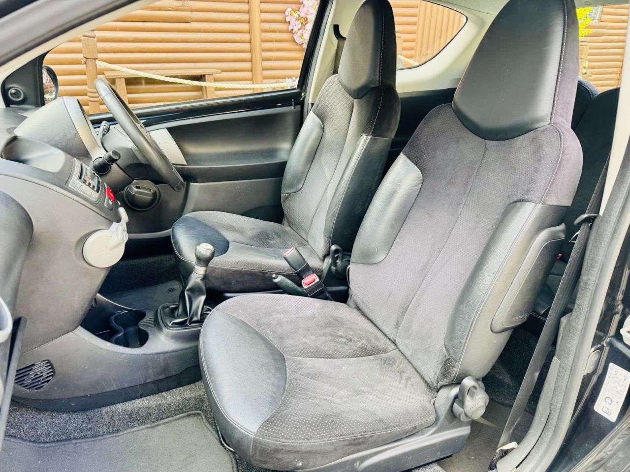 2013 TOYOTA AYGO 2013 TOYOTA AYGO