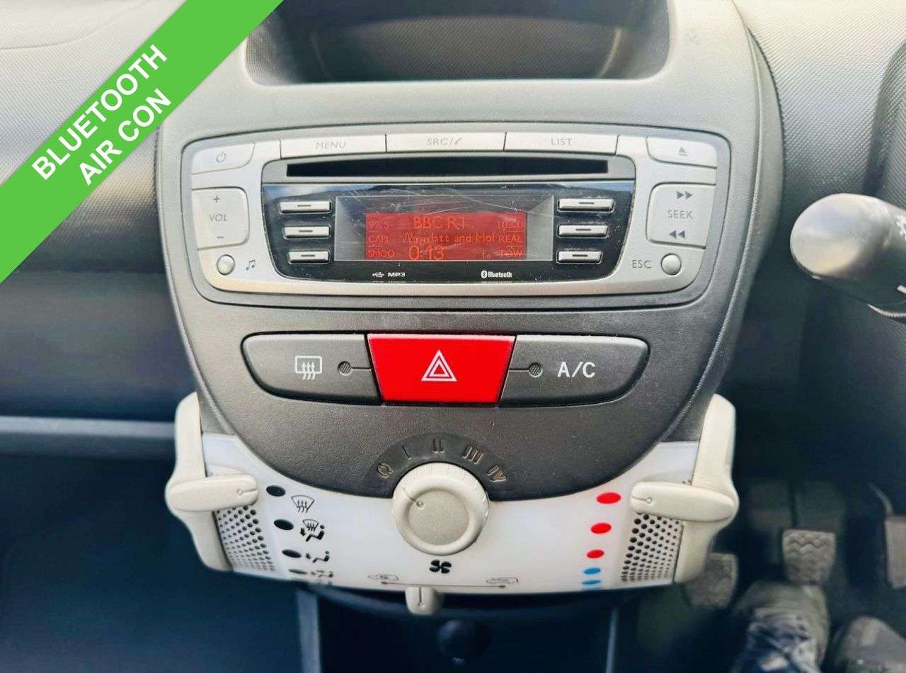 2013 TOYOTA AYGO 2013 TOYOTA AYGO