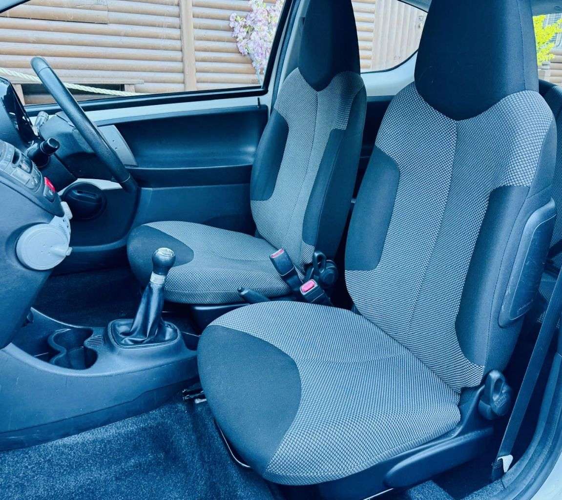 2014 TOYOTA AYGO 2014 TOYOTA AYGO