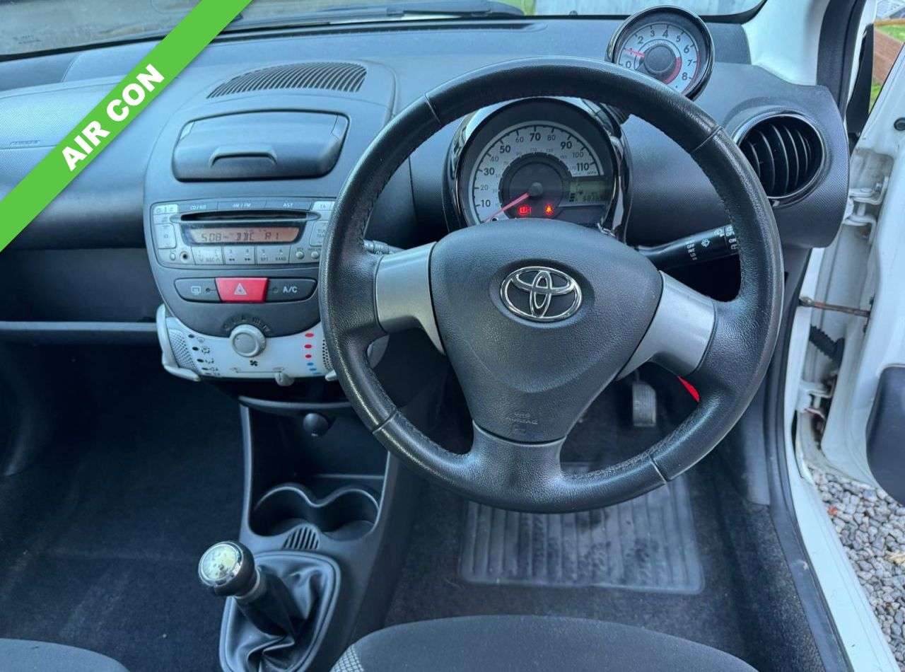 2014 TOYOTA AYGO 2014 TOYOTA AYGO