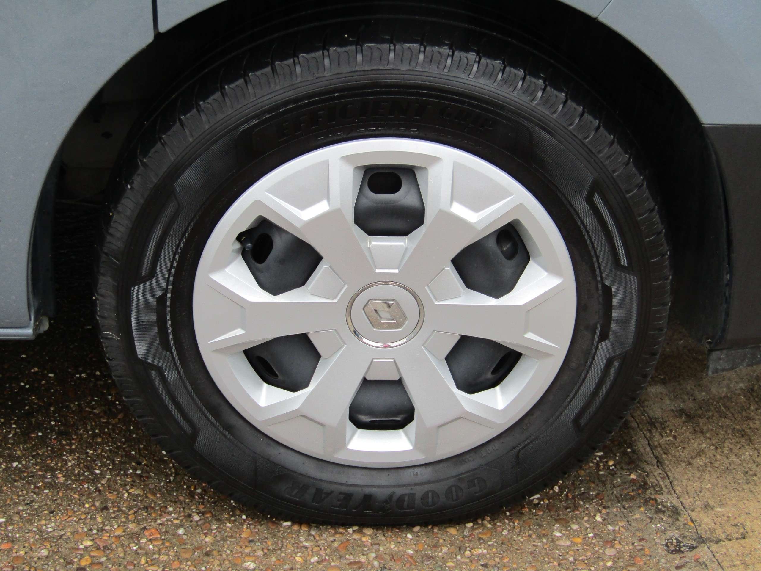 2023 RENAULT TRAFIC 2023 RENAULT TRAFIC