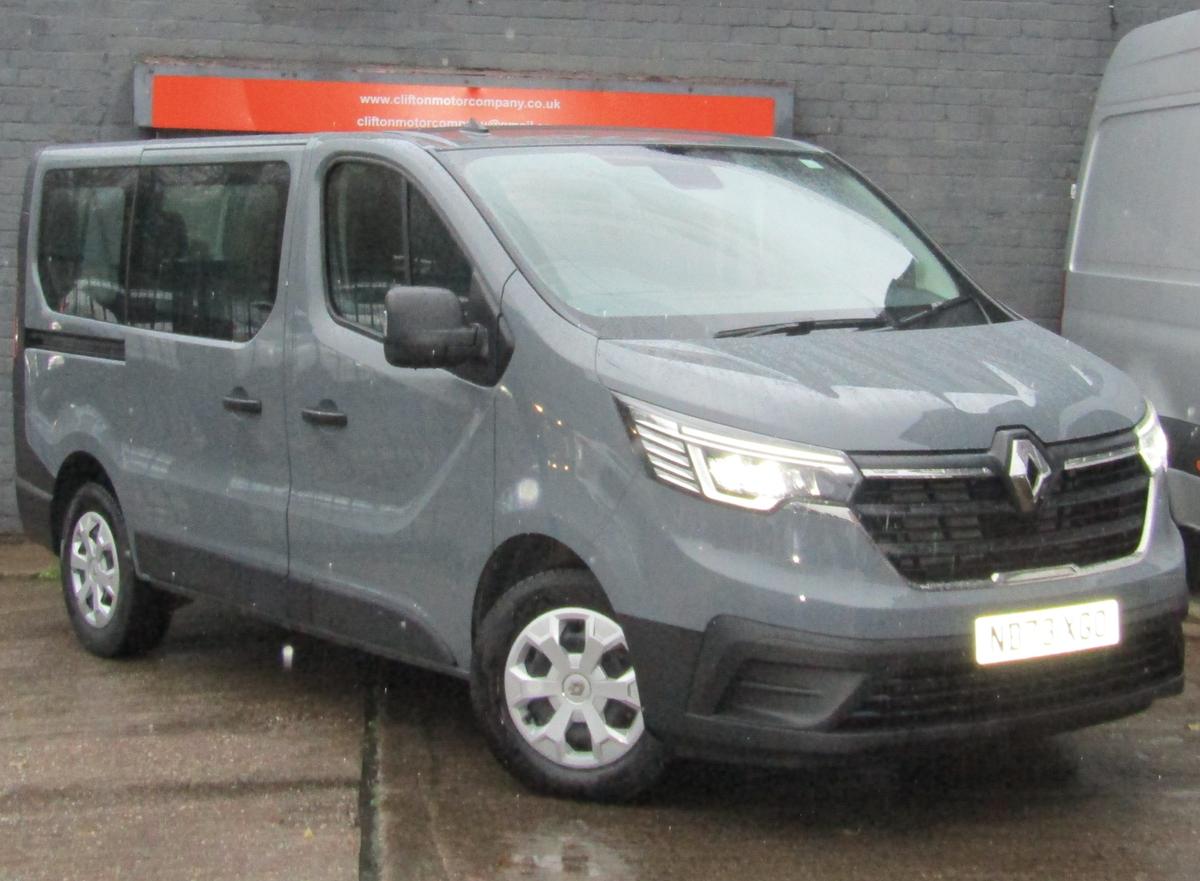 Check out this Renault Trafic 2023 Diesel Manual