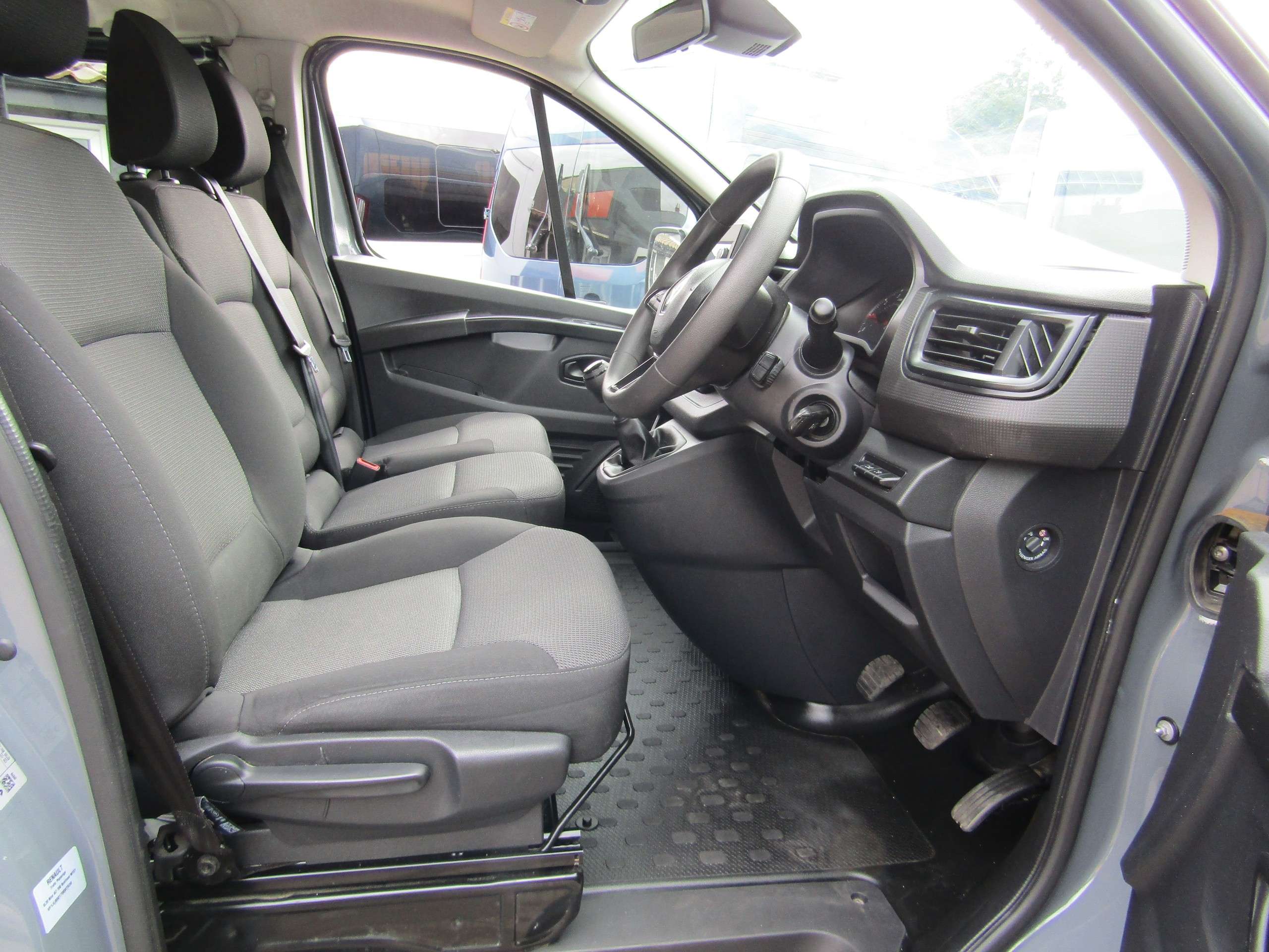 2023 RENAULT TRAFIC 2023 RENAULT TRAFIC