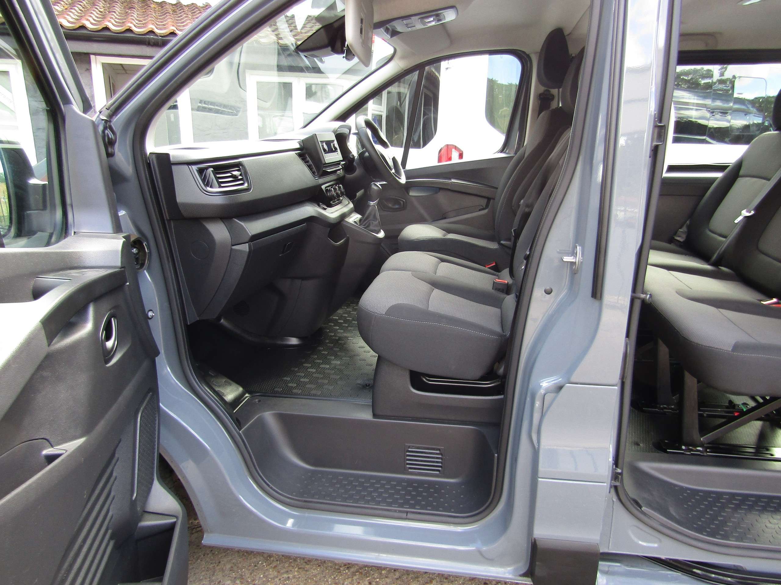 2023 RENAULT TRAFIC 2023 RENAULT TRAFIC