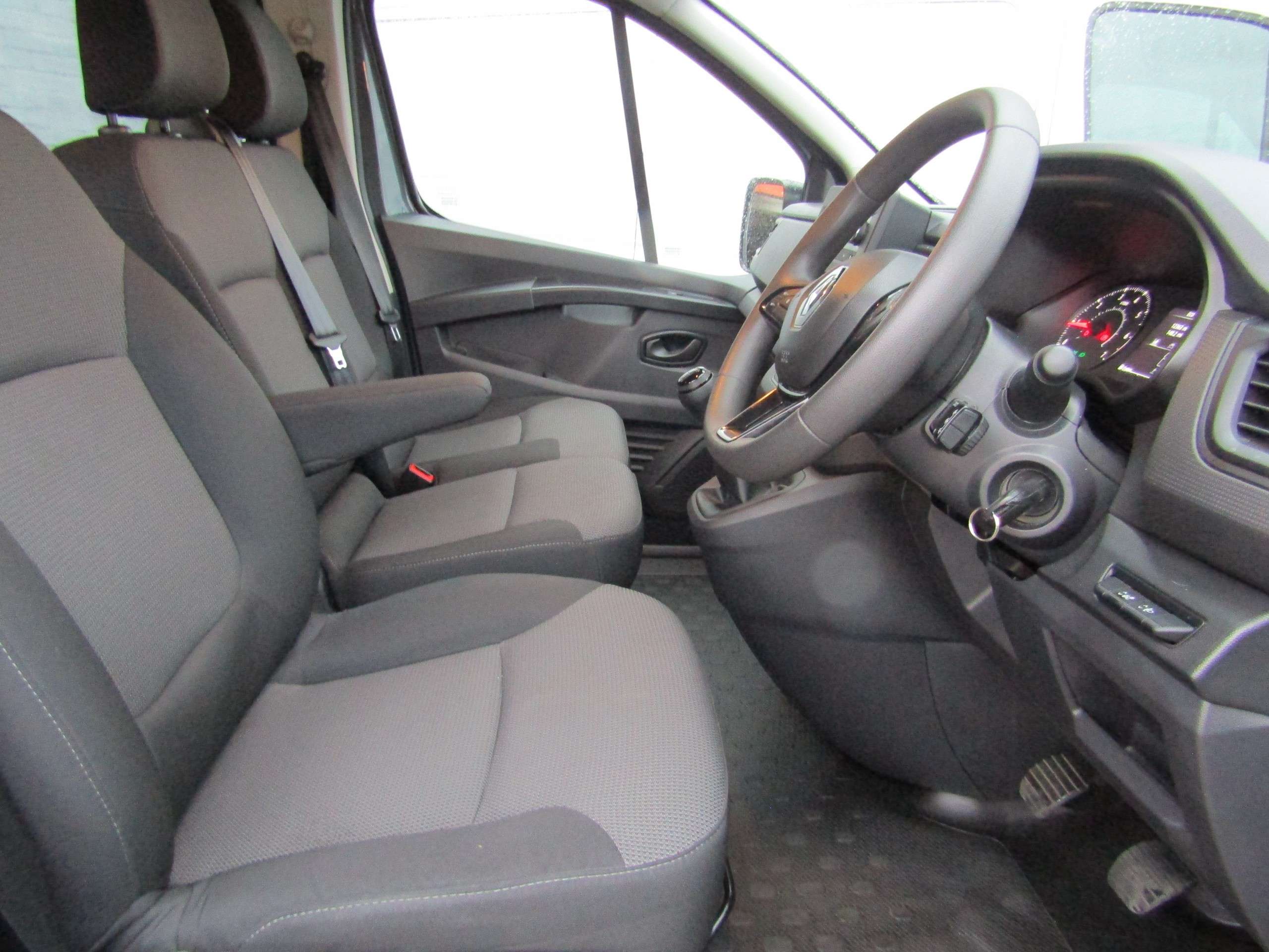 2023 RENAULT TRAFIC 2023 RENAULT TRAFIC