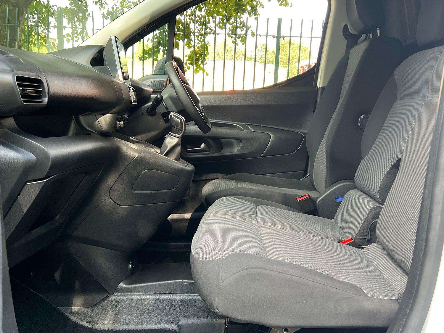 2019 PEUGEOT PARTNER 2019 PEUGEOT PARTNER