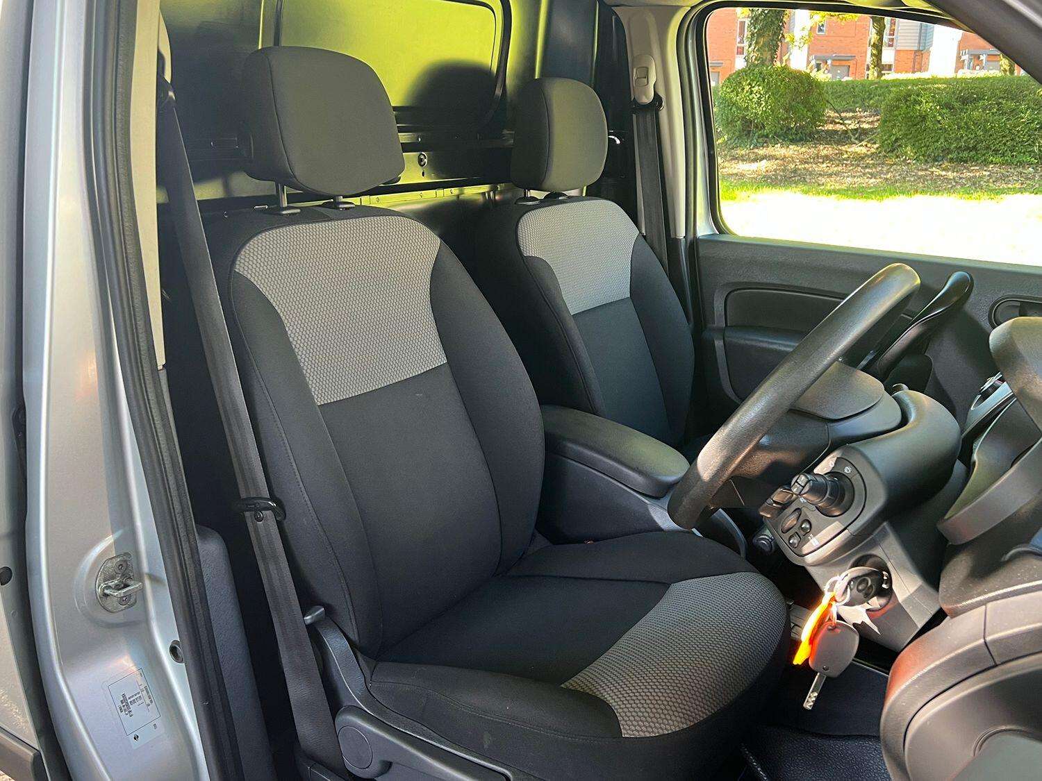 2020 NISSAN NV250 2020 NISSAN NV250