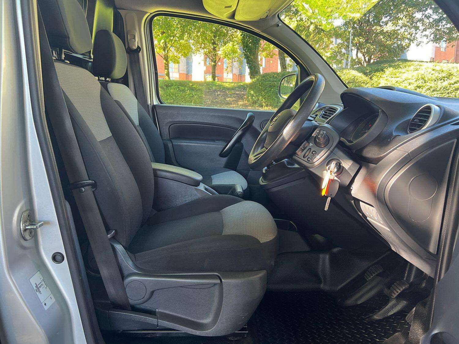 2020 NISSAN NV250 2020 NISSAN NV250