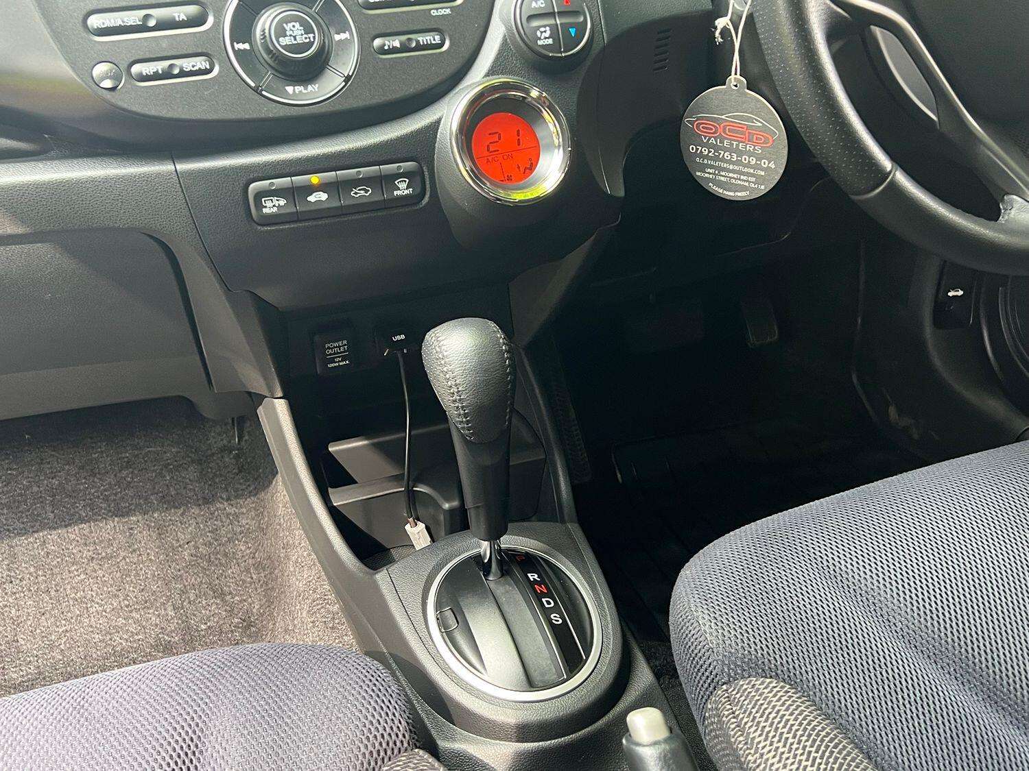 2014 HONDA JAZZ 2014 HONDA JAZZ