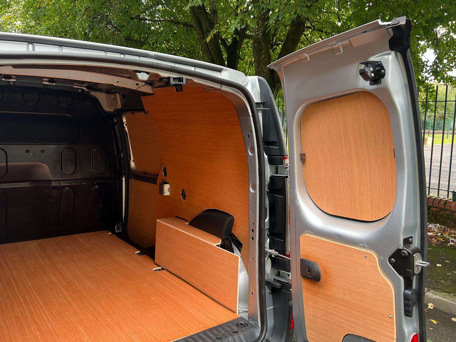 2020 NISSAN NV250 2020 NISSAN NV250