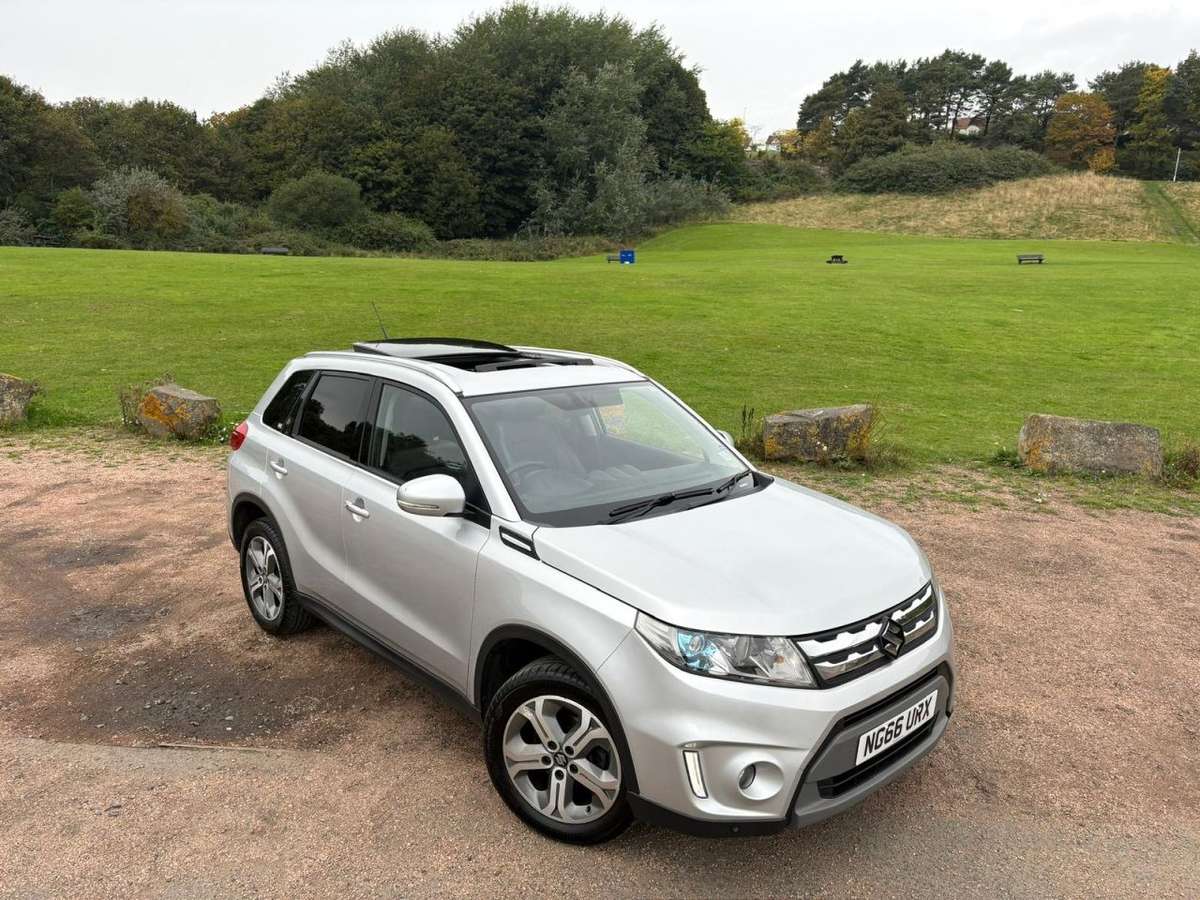 Check out this Suzuki Vitara 2017 Petrol Manual