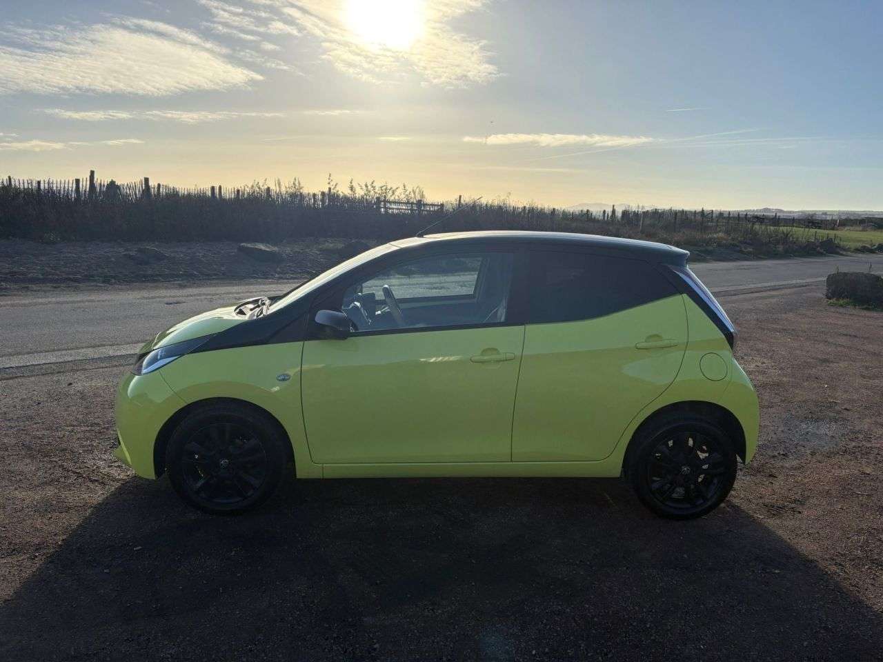 2016 TOYOTA AYGO 2016 TOYOTA AYGO