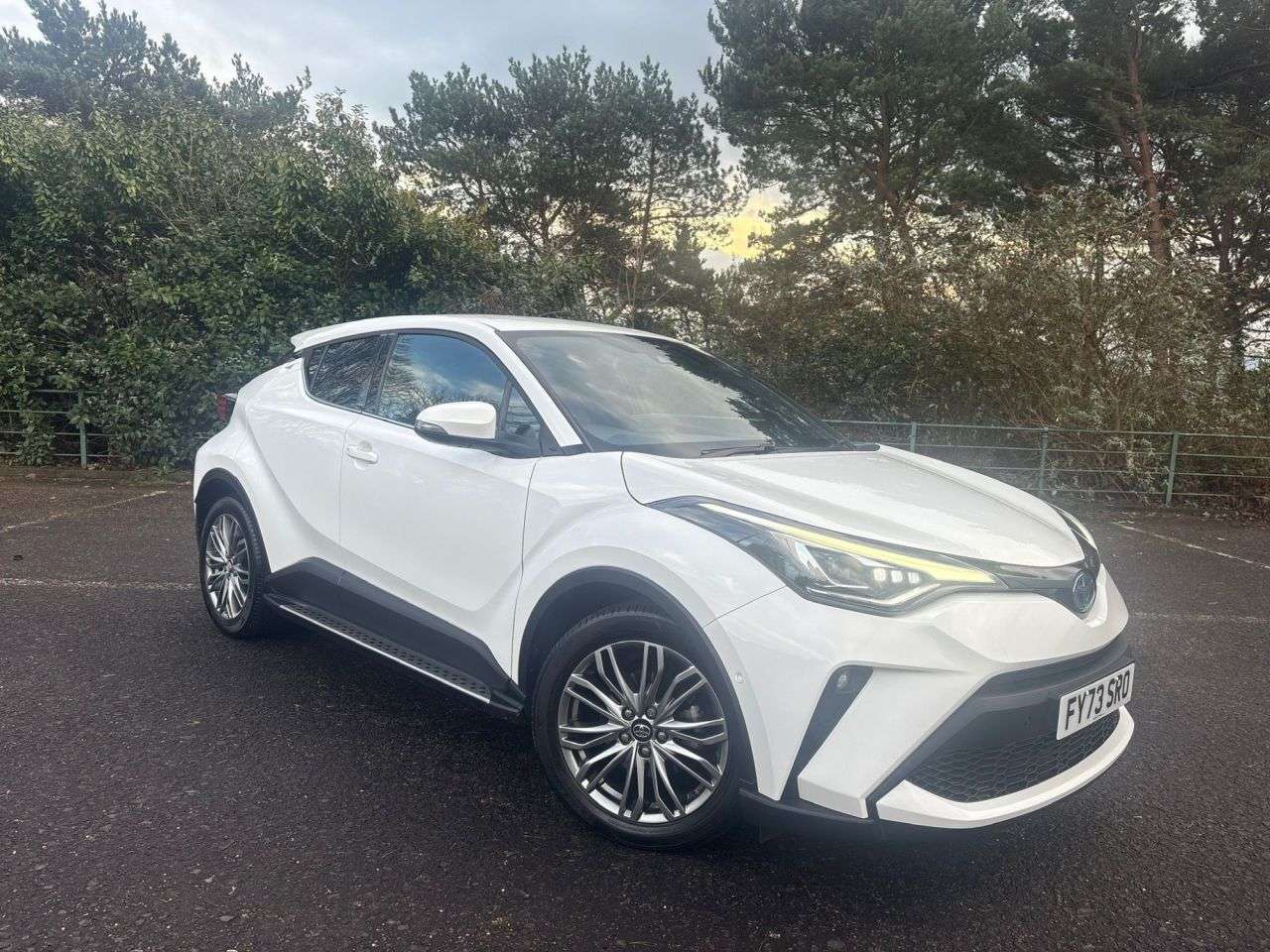 2023 TOYOTA C-HR 2023 TOYOTA C-HR