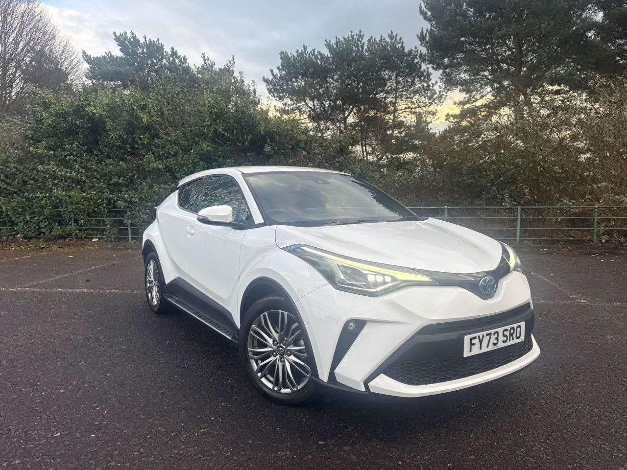 2023 TOYOTA C-HR 2023 TOYOTA C-HR