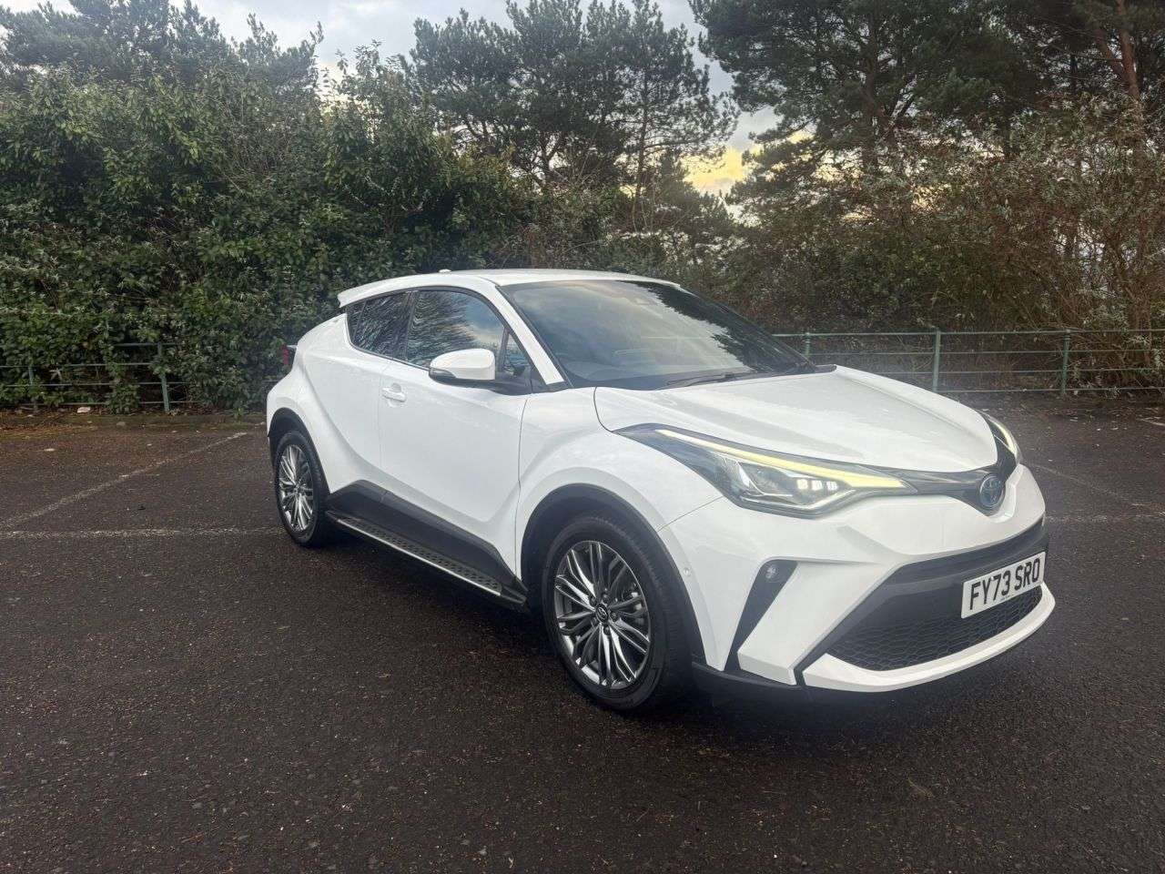 2023 TOYOTA C-HR 2023 TOYOTA C-HR