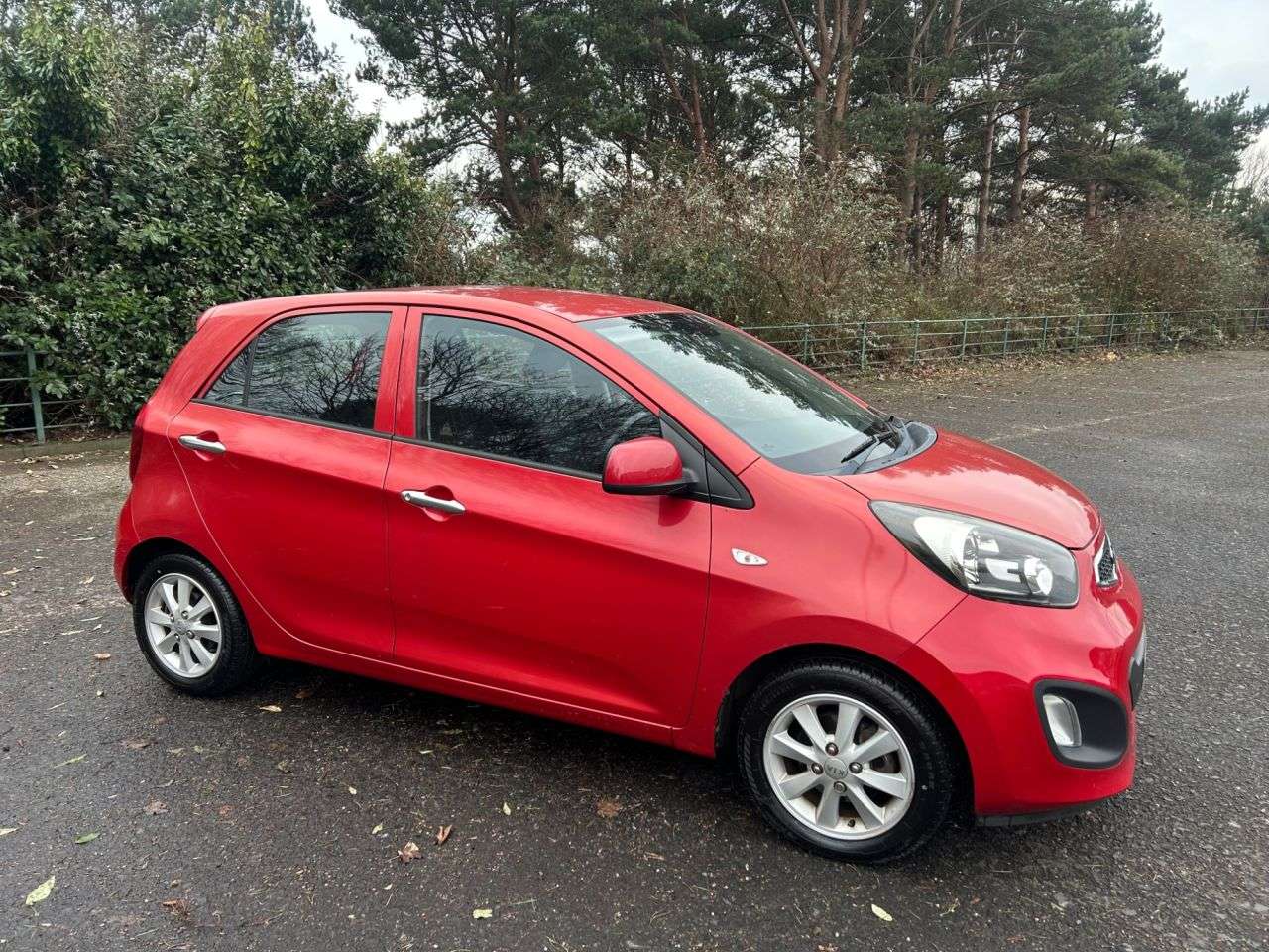 A 2014 KIA PICANTO 1.0 VR7 Hatchback 5dr Petrol Manual Euro 5 (68 bhp) A 2014 KIA PICANTO 1.0 VR7 Hatchback 5dr Petrol Manual Euro 5 (68 bhp)