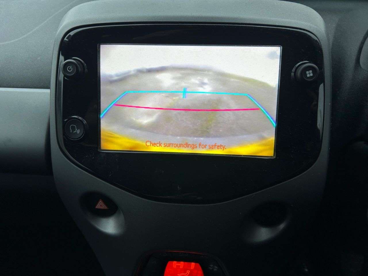 A 2019 TOYOTA AYGO 1.0 VVT-i x-trend Hatchback 5dr Petrol Manual Euro 6 (71 ps) A 2019 TOYOTA AYGO 1.0 VVT-i x-trend Hatchback 5dr Petrol Manual Euro 6 (71 ps)