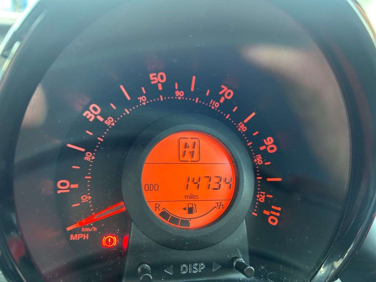 A 2016 TOYOTA AYGO 1.0 VVT-i x-play Hatchback 5dr Petrol x-shift Euro 5 Euro 5 (68 ps) A 2016 TOYOTA AYGO 1.0 VVT-i x-play Hatchback 5dr Petrol x-shift Euro 5 Euro 5 (68 ps)