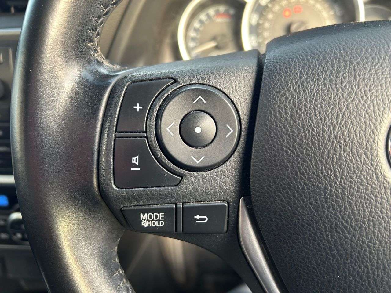 2014 TOYOTA AURIS 2014 TOYOTA AURIS