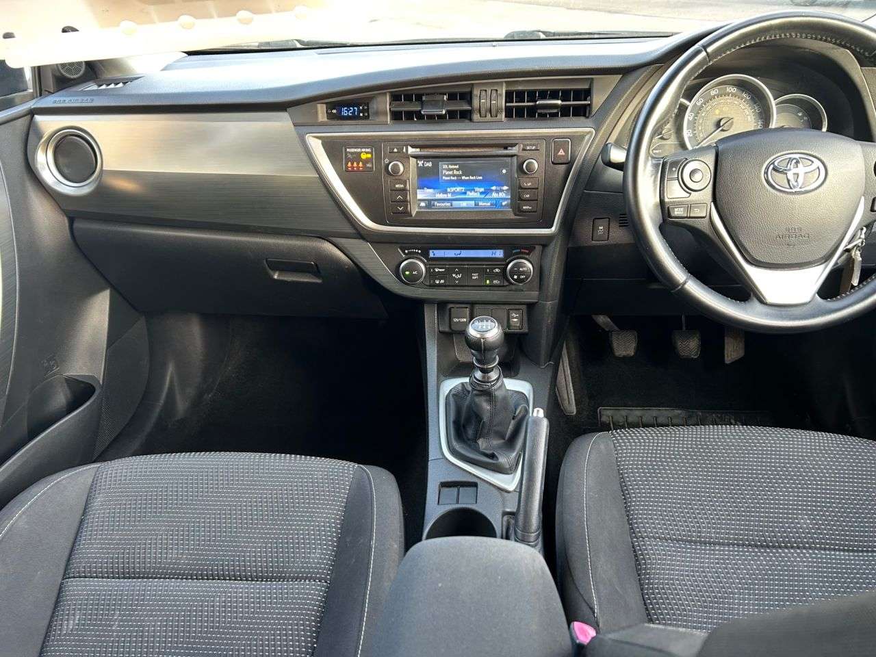 2014 TOYOTA AURIS 2014 TOYOTA AURIS