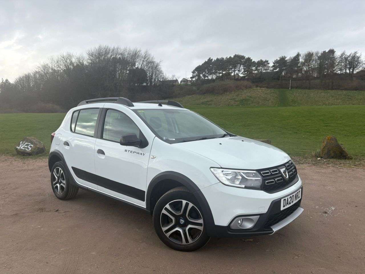 A 2020 DACIA SANDERO STEPWAY 0.9 TCe SE Twenty Hatchback 5dr Petrol Manual Euro 6 (s/s) (90 ps) A 2020 DACIA SANDERO STEPWAY 0.9 TCe SE Twenty Hatchback 5dr Petrol Manual Euro 6 (s/s) (90 ps)