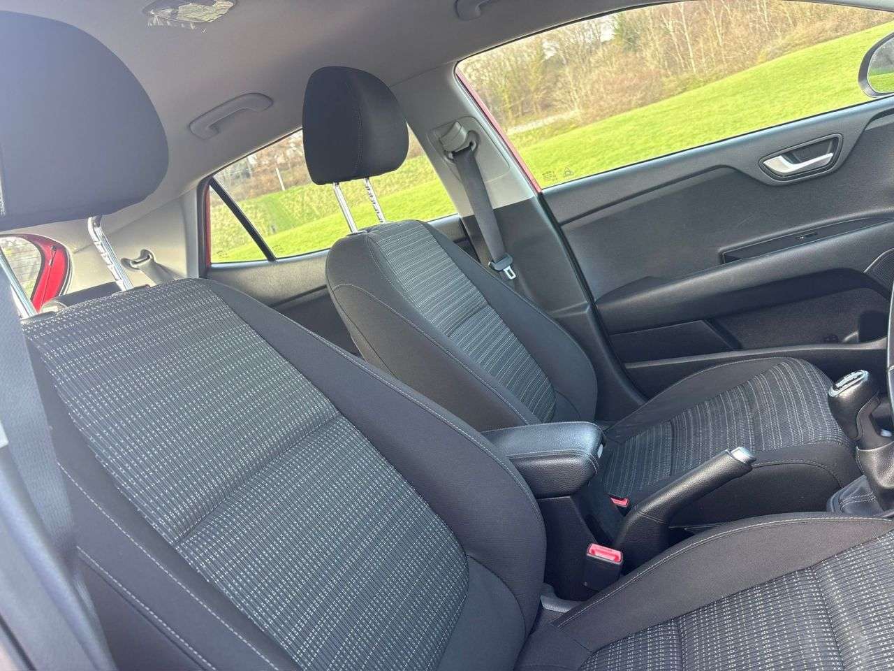 2018 KIA STONIC 2018 KIA STONIC