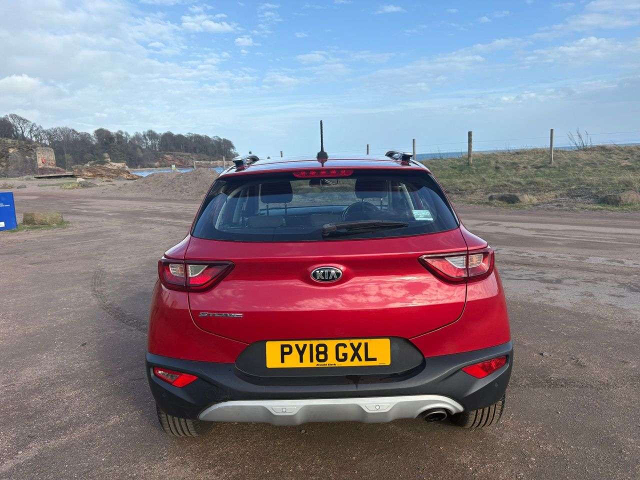 2018 KIA STONIC 2018 KIA STONIC