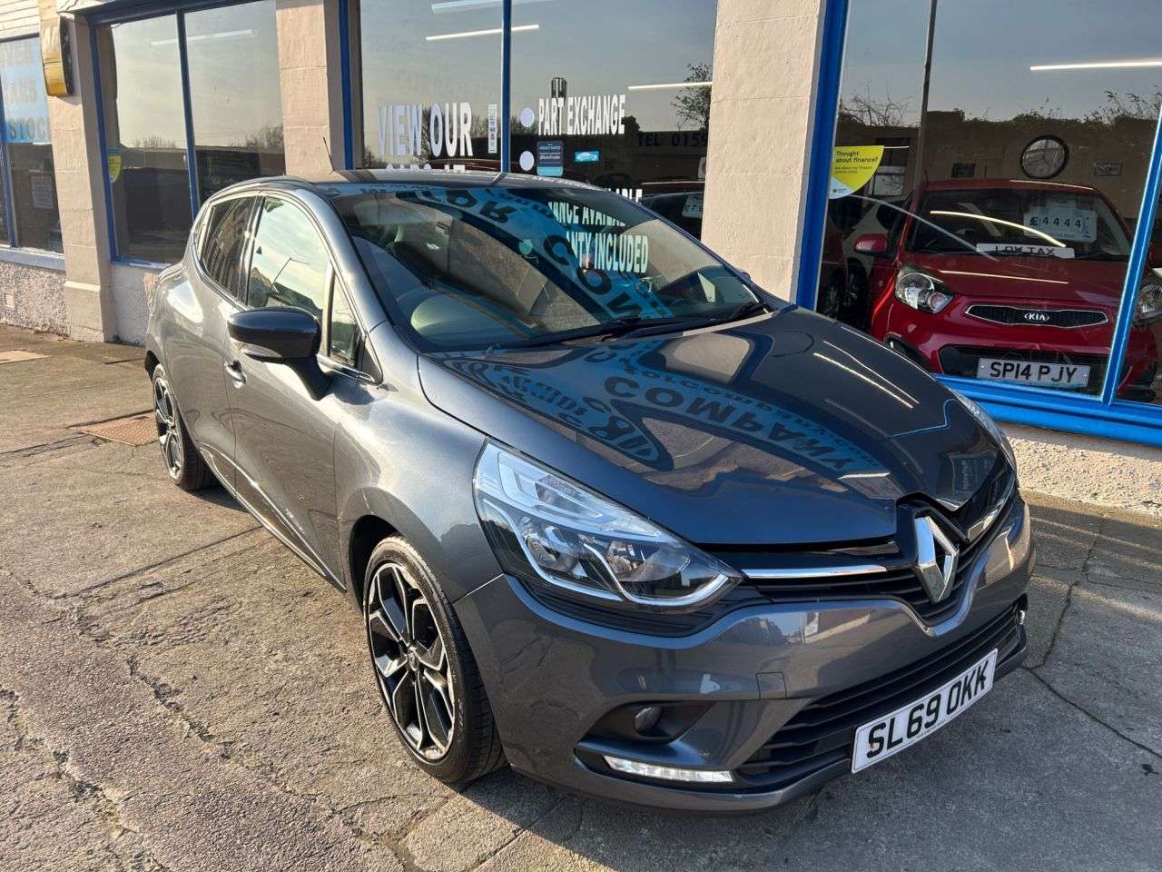 2019 RENAULT CLIO 2019 RENAULT CLIO