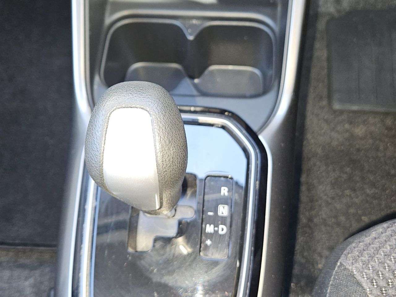 A 2019 SUZUKI IGNIS 1.2 Dualjet SZ-T Hatchback 5dr Petrol AGS Auto Euro 6 (90 ps) A 2019 SUZUKI IGNIS 1.2 Dualjet SZ-T Hatchback 5dr Petrol AGS Auto Euro 6 (90 ps)