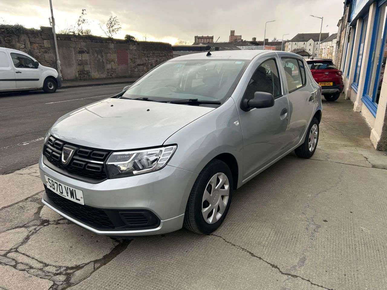 A 2021 DACIA SANDERO 1.0 SCe Essential Hatchback 5dr Petrol Manual Euro 6 (75 ps) A 2021 DACIA SANDERO 1.0 SCe Essential Hatchback 5dr Petrol Manual Euro 6 (75 ps)