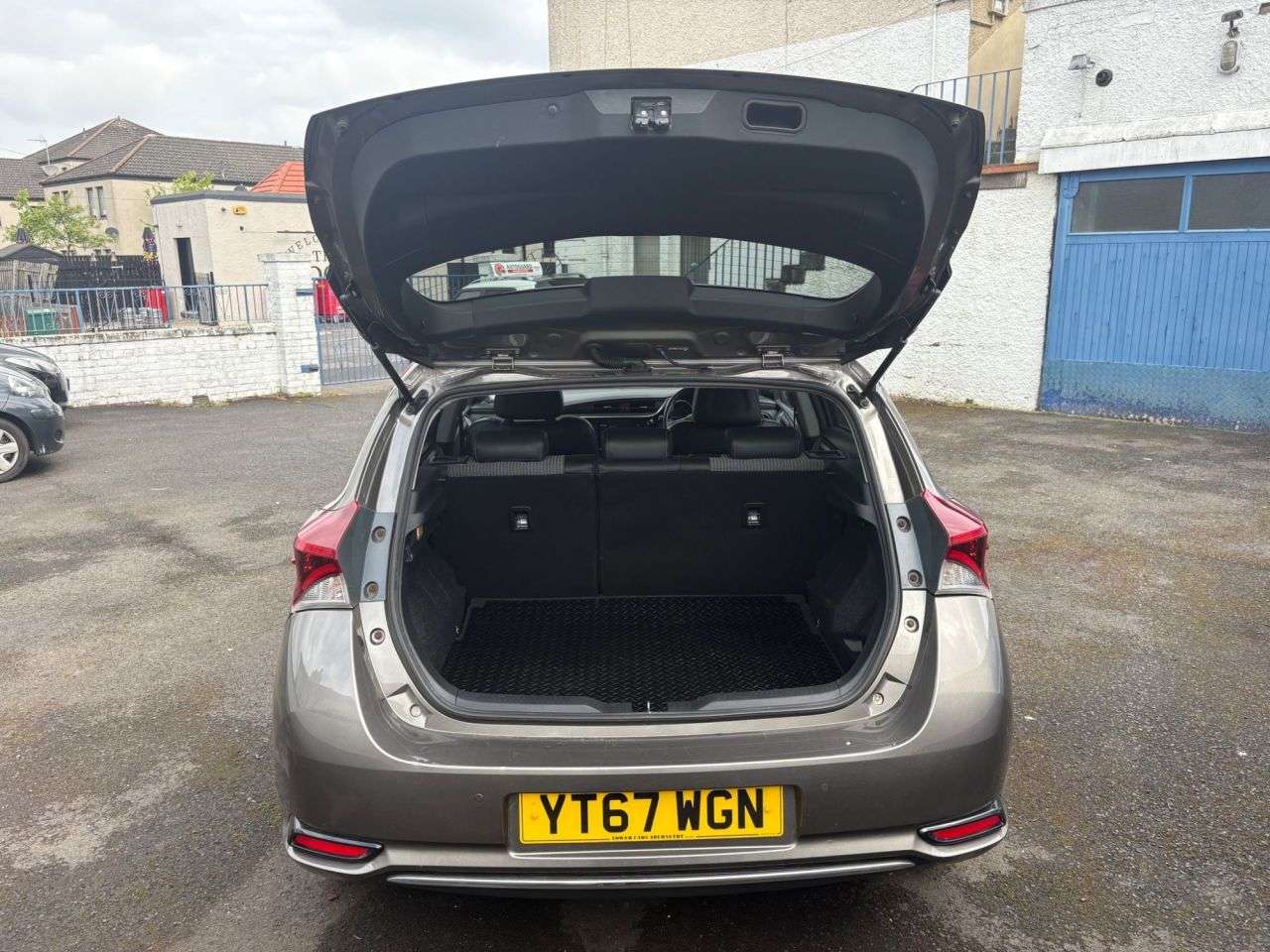 2017 TOYOTA AURIS 2017 TOYOTA AURIS