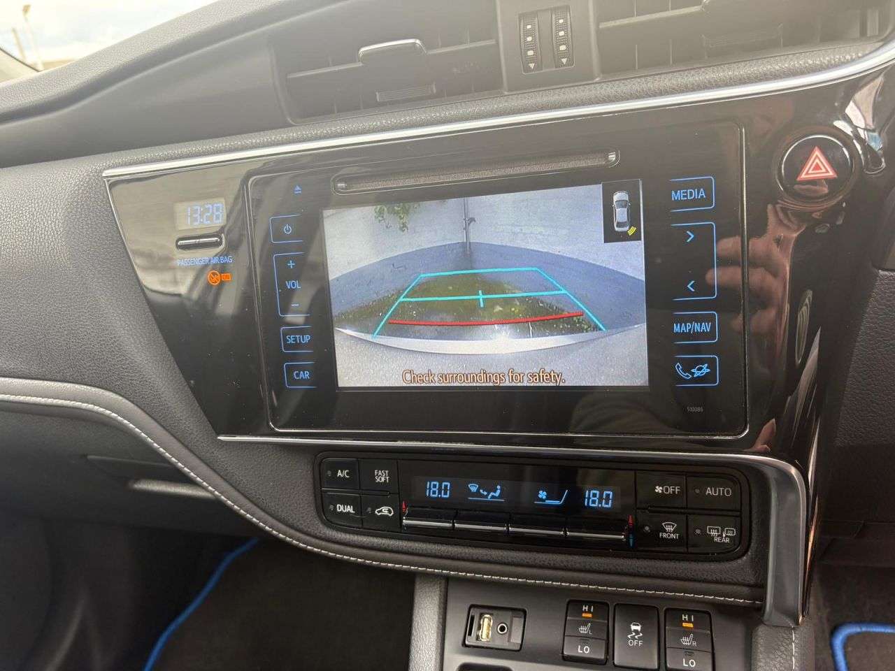 2017 TOYOTA AURIS 2017 TOYOTA AURIS