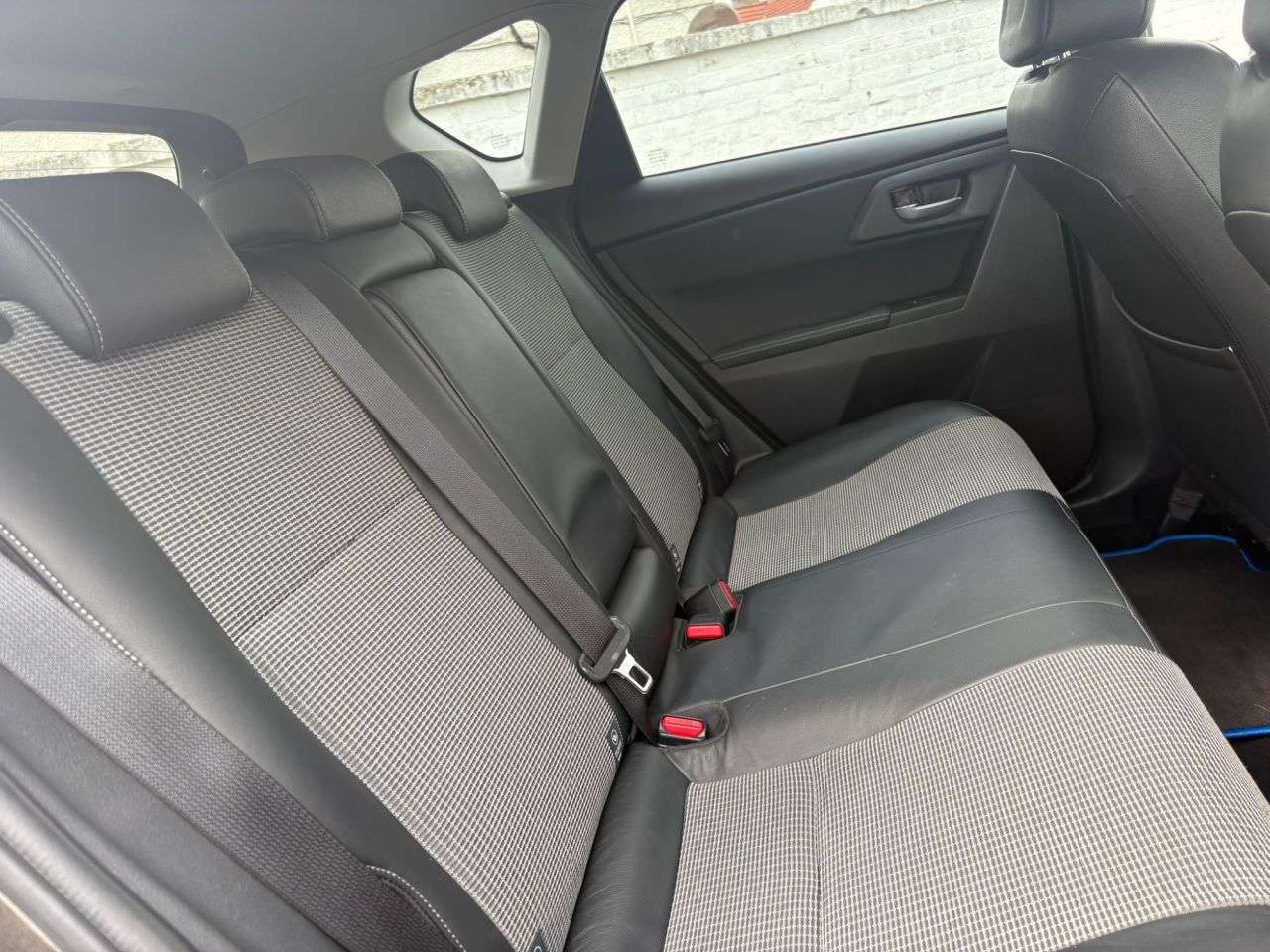 2017 TOYOTA AURIS 2017 TOYOTA AURIS