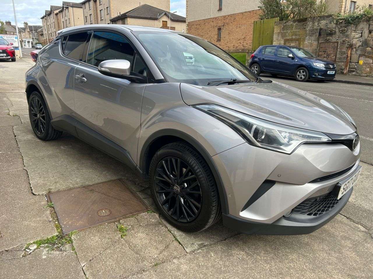 2017 TOYOTA C-HR 2017 TOYOTA C-HR