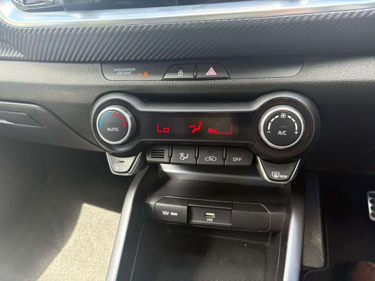2023 KIA STONIC 2023 KIA STONIC