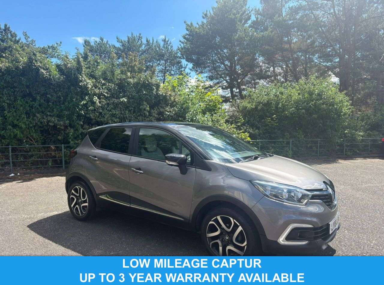 A 2018 RENAULT CAPTUR 0.9 TCe ENERGY Iconic SUV 5dr Petrol Manual Euro 6 (s/s) (90 ps) A 2018 RENAULT CAPTUR 0.9 TCe ENERGY Iconic SUV 5dr Petrol Manual Euro 6 (s/s) (90 ps)