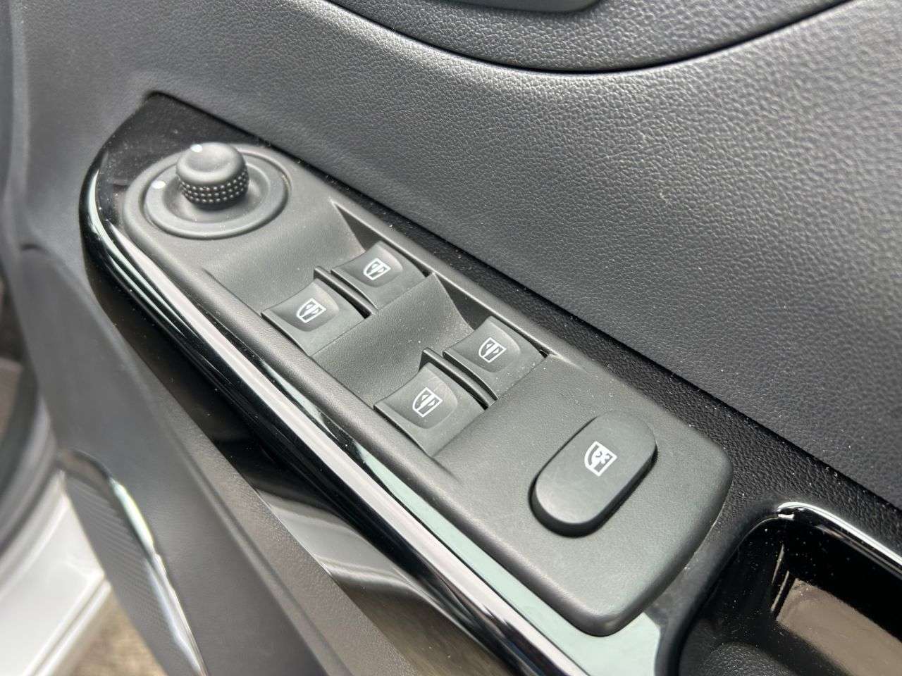 2017 RENAULT CAPTUR 2017 RENAULT CAPTUR